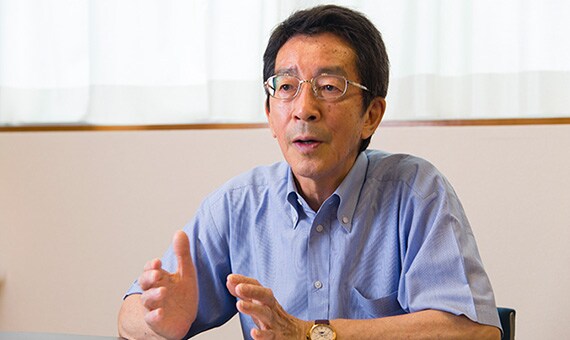 川口 洋 先生 川口 洋 先生